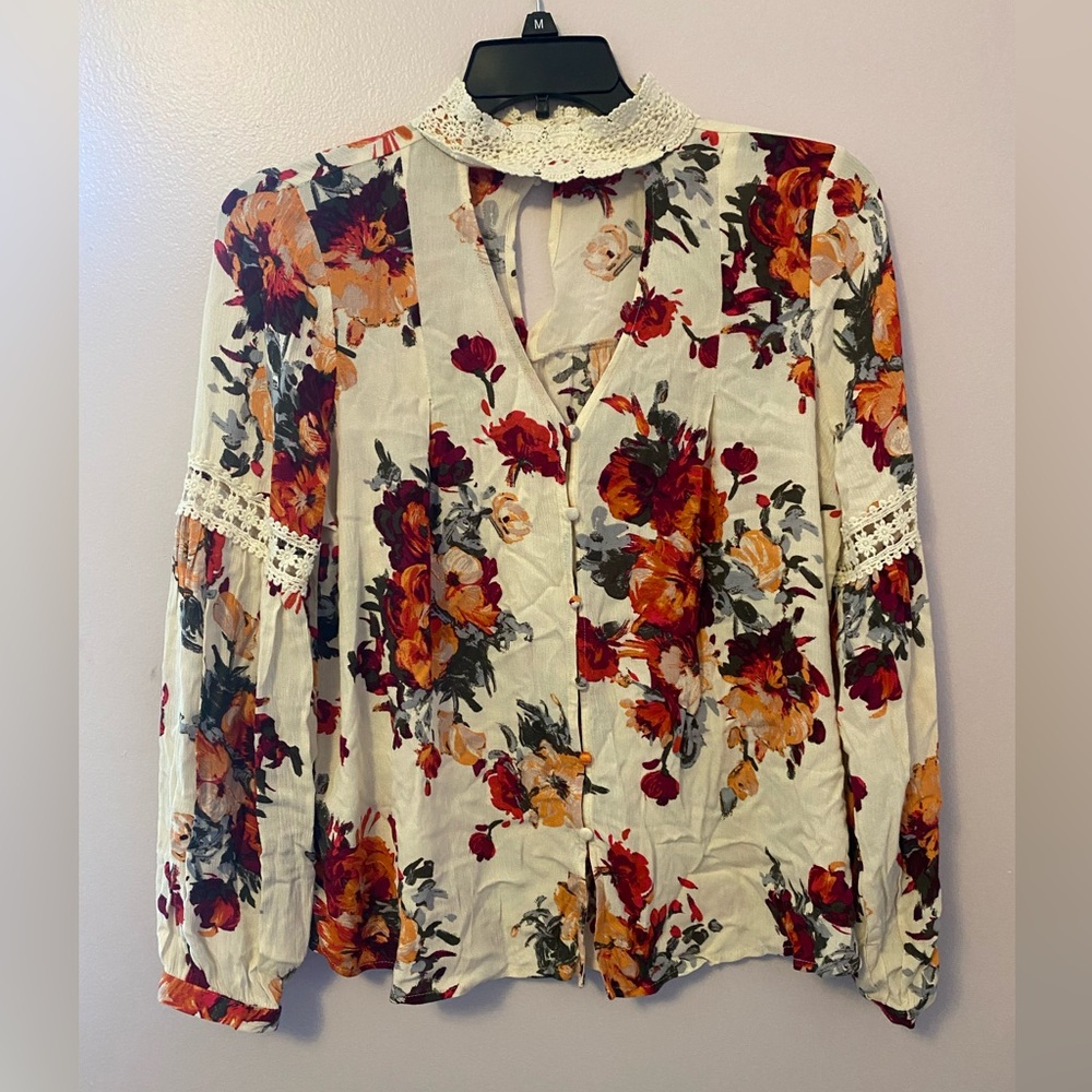 Floral Lace Choker Long Sleeve Blouse